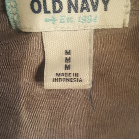 Old Navy top - Picture 3 of 3